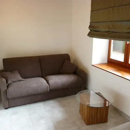Le Gite De L'Ours Saint-Ours  Room photo